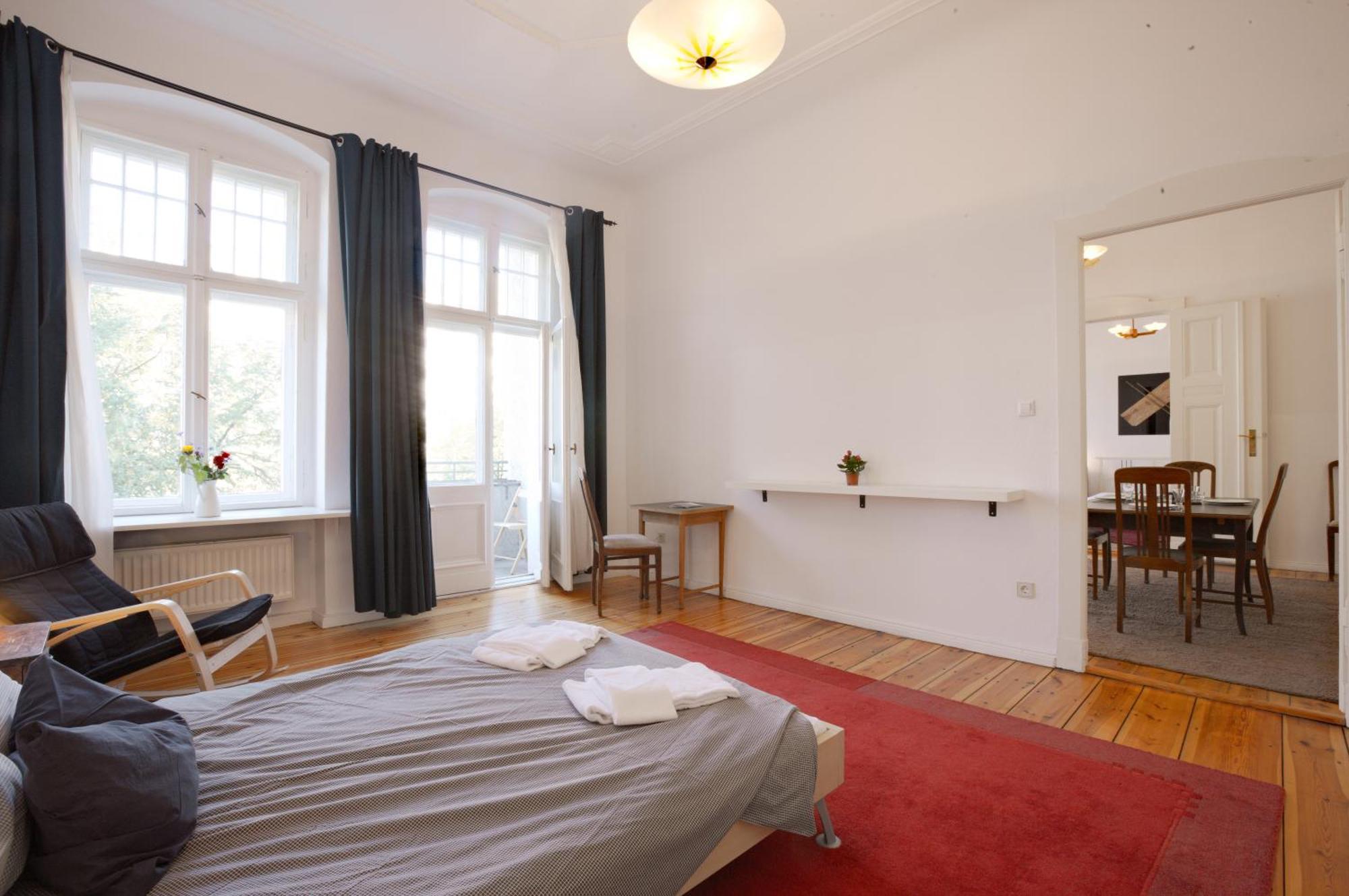 Elegante Altbauwohnung Берлин Экстерьер фото
