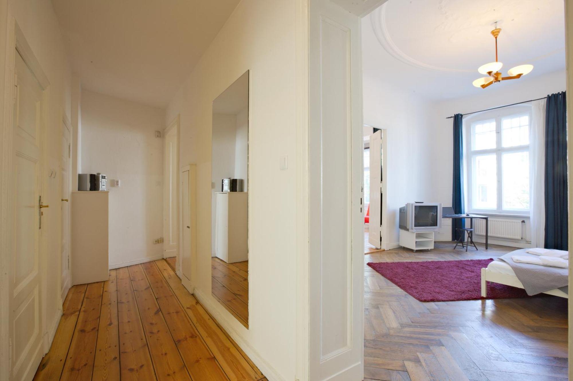 Elegante Altbauwohnung Берлин Экстерьер фото