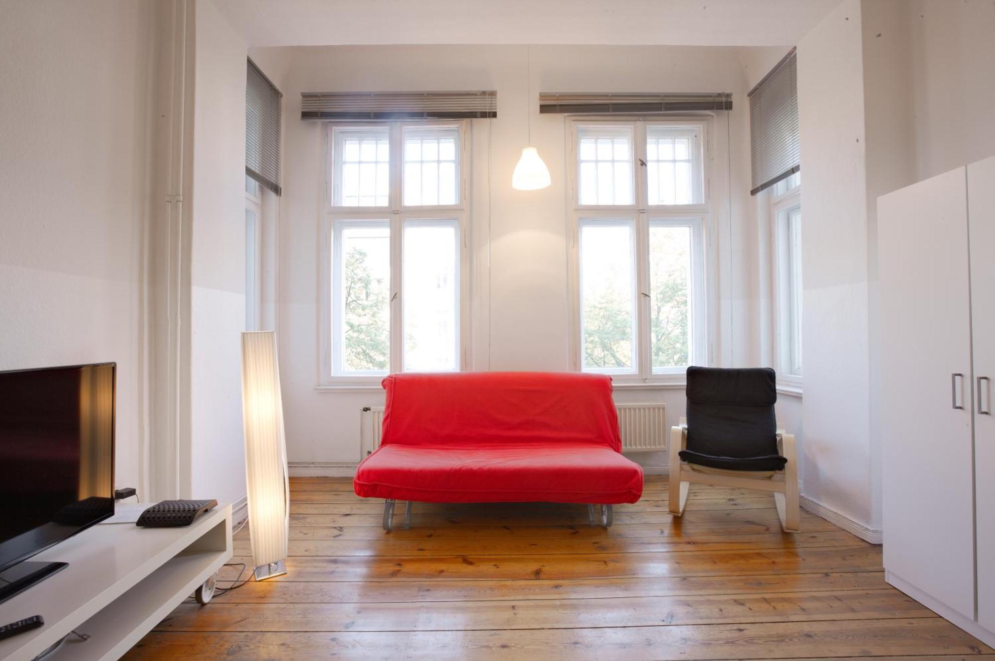 Elegante Altbauwohnung Берлин Экстерьер фото